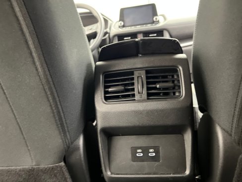 Used 2024 Nissan Rogue SV image 36