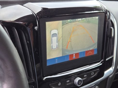 Used 2018 Chevrolet Traverse LT image 34