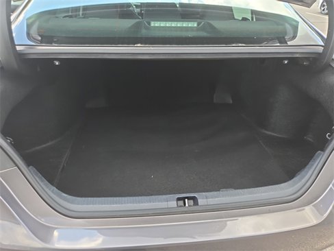 Used 2023 Toyota Camry SE image 29
