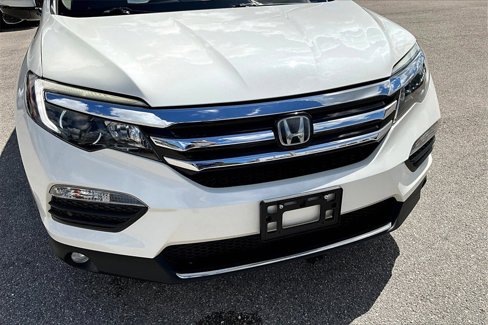 Used 2018 Honda Pilot Touring image 11