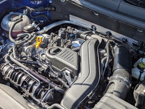 Certified 2022 Volkswagen Taos SE image 36