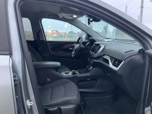 Certified 2023 GMC Terrain SLE w/ Driver Convenience Package image 15