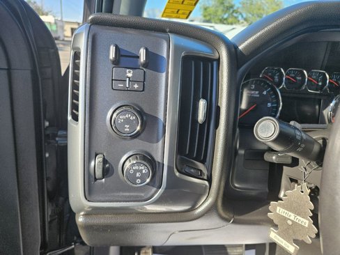 Used 2017 Chevrolet Silverado 1500 LT image 26