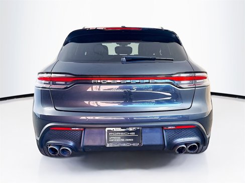 Certified 2022 Porsche Macan S image 10