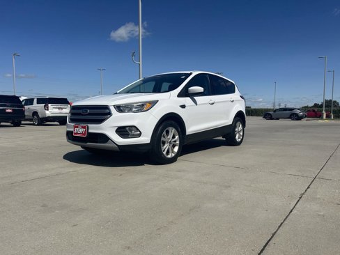 Used 2017 Ford Escape SE image 8