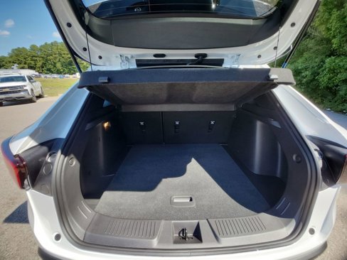 Certified 2025 Chevrolet Trax RS w/ Sunroof Package image 29