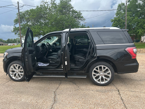 Used 2018 Ford Expedition Platinum image 19