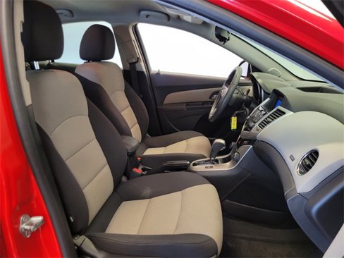 Used 2014 Chevrolet Cruze LS image 14