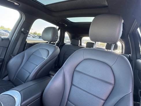 Used 2020 Mercedes-Benz GLC 300 image 19