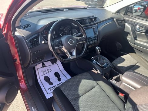 Used 2022 Nissan Rogue Sport SV image 15