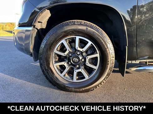 Used 2017 Toyota Tundra SR5 image 12