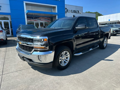 Used 2018 Chevrolet Silverado 1500 LT w/ All Star Edition image 4
