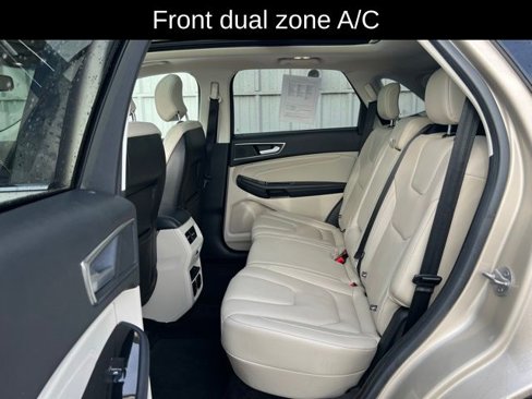 Used 2018 Ford Edge Titanium w/ Equipment Group 301A image 9