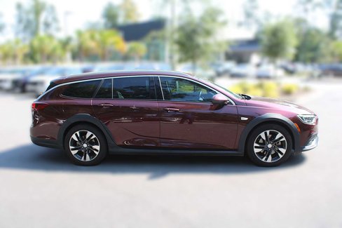 Used 2018 Buick Regal Essence w/ Driver Confidence Package #1 image 14