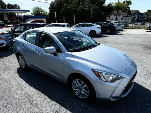 Used 2018 Toyota Yaris iA image 11
