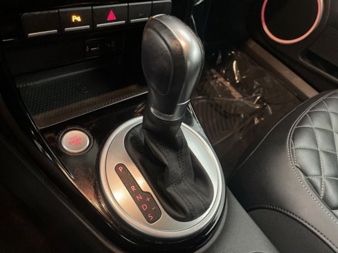 Used 2019 Volkswagen Beetle 2.0T Final Edition SEL image 10