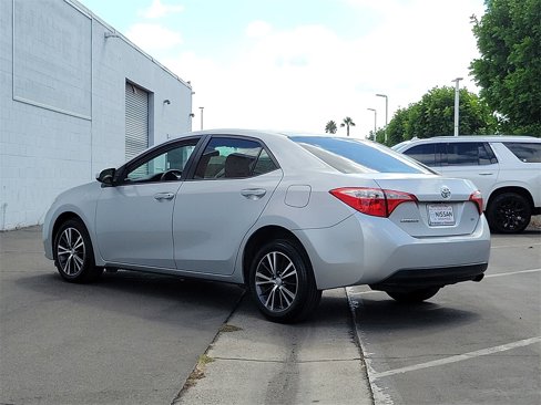 Used 2016 Toyota Corolla LE image 2
