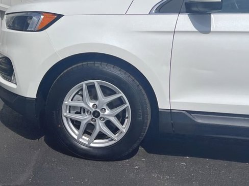Used 2023 Ford Edge SEL w/ Convenience Package image 18