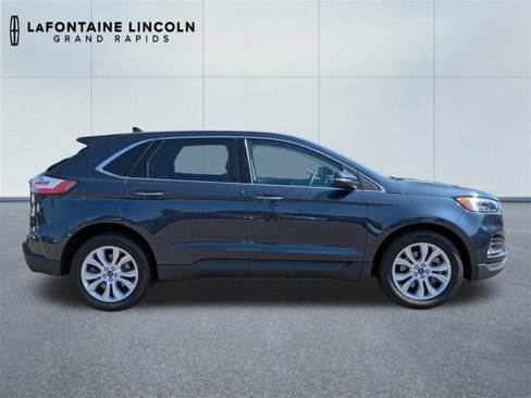Used 2022 Ford Edge Titanium w/ Equipment Group 301A image 6