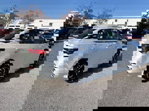 New 2025 Nissan Sentra SV image 3