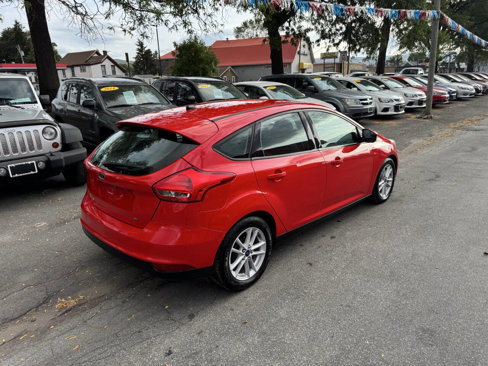 Used 2017 Ford Focus SE w/ Cold Weather Package image 8