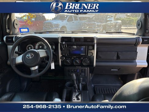 Used 2007 Toyota FJ Cruiser 4WD image 25