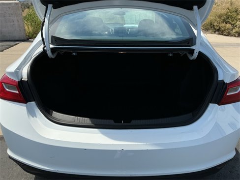 Used 2023 Chevrolet Malibu LT image 15