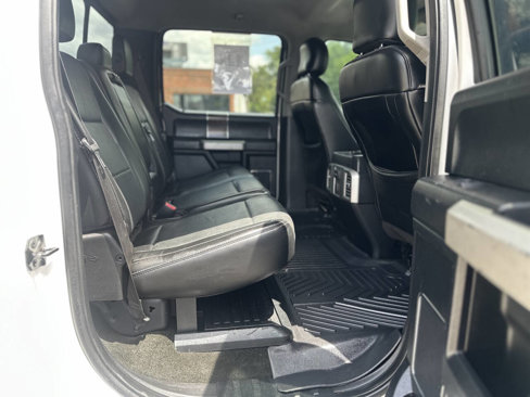 Used 2017 Ford F250 Lariat w/ Chrome Package image 21