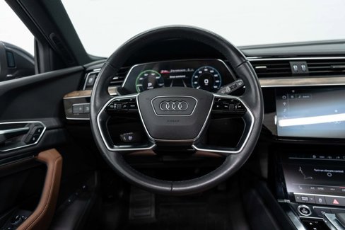 Used 2021 Audi e-tron Premium image 16