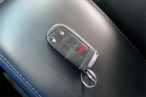 Used 2020 Dodge Journey SE w/ SE Popular Equipment Group image 10