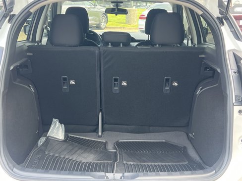 Certified 2024 Nissan Kicks SV image 20