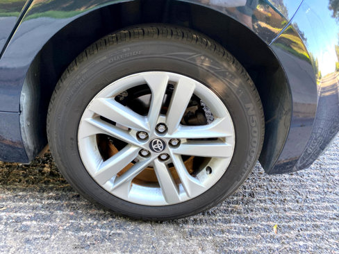 Used 2019 Toyota Corolla SE image 18