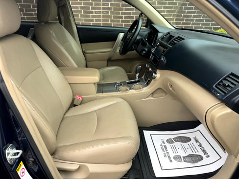 Used 2013 Toyota Highlander SE image 14
