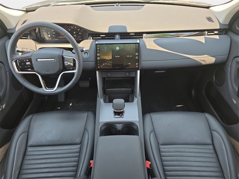 Used 2024 Land Rover Discovery Sport S image 9