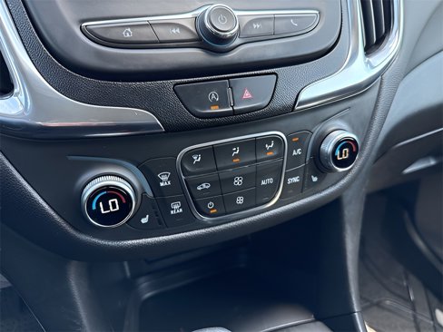 Used 2022 Chevrolet Equinox LT image 25