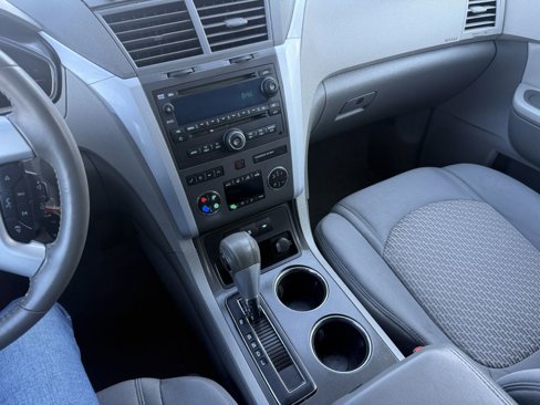 Used 2009 Chevrolet Traverse LT image 11