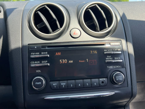 Used 2013 Nissan Rogue SV image 35