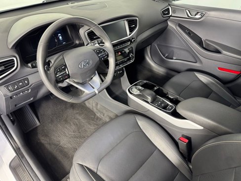 Used 2019 Hyundai Ioniq Limited image 31