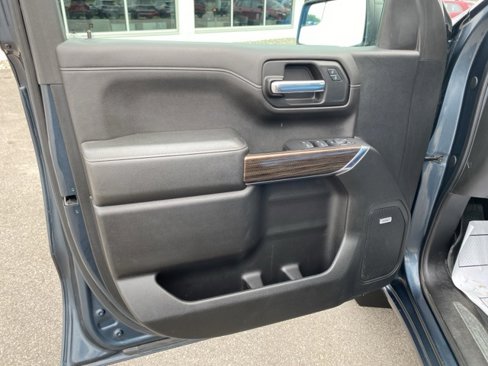 Used 2019 Chevrolet Silverado 1500 RST image 24