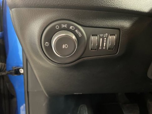Used 2018 Jeep Compass Limited w/ Safe & Security Group image 24