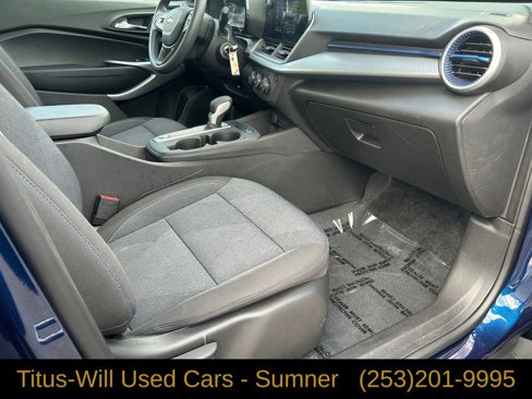 Used 2024 Chevrolet Trax LS w/ LS Convenience Package image 26
