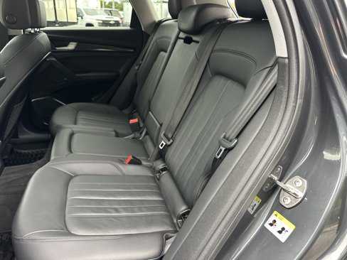 Used 2020 Audi Q5 2.0T Premium Plus w/ Premium Plus Package image 37
