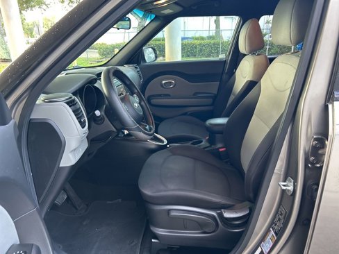 Used 2018 Kia Soul image 5