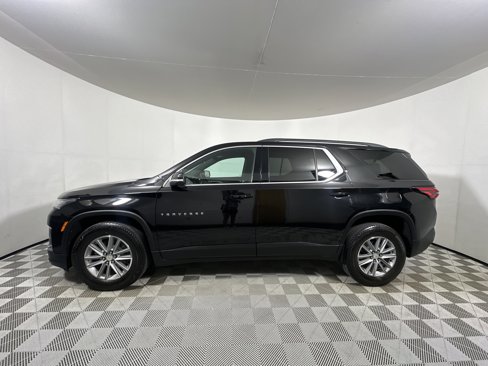 Used 2022 Chevrolet Traverse LT image 4