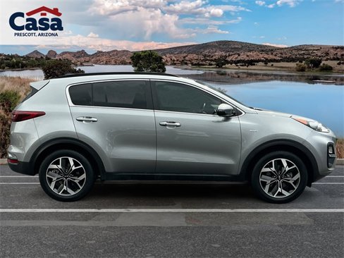 Used 2022 Kia Sportage EX image 2