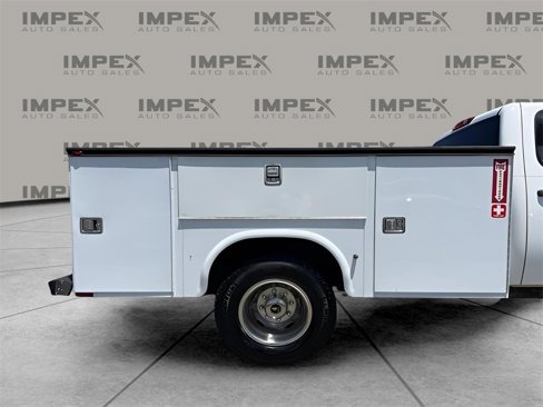 Used 2013 Chevrolet Silverado 3500 W/T image 51