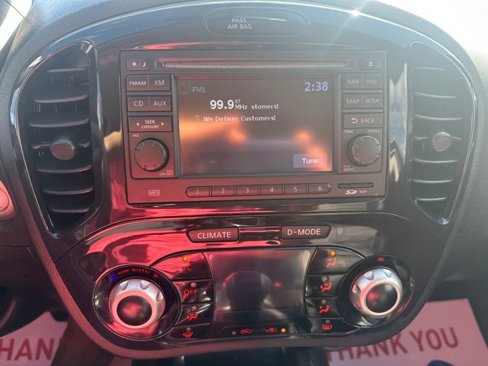 Used 2014 Nissan Juke SL image 18