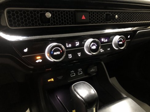 Used 2022 Honda Civic Touring image 33