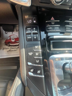 Used 2016 Porsche Cayenne image 21