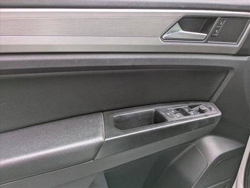 Used 2018 Volkswagen Atlas SE image 14